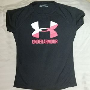Under Armour T-shirt